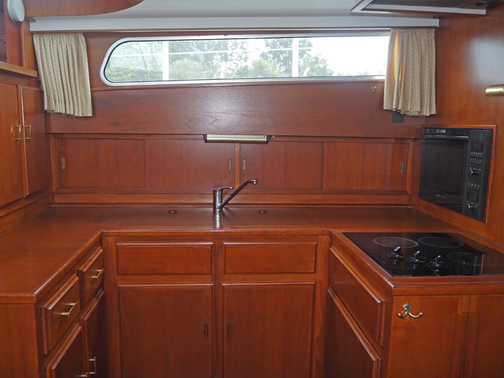 Vorschiff, Innenausstattung